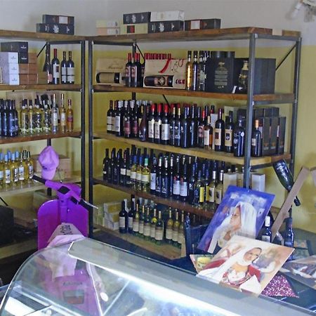 Managheri Wine Bar Oliena Exterior photo