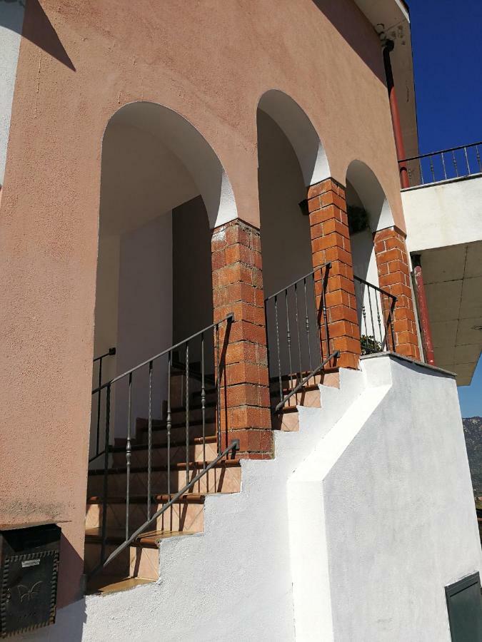 Managheri Wine Bar Oliena Exterior photo